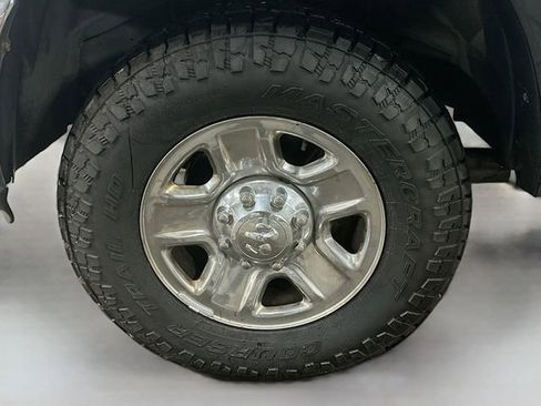 Used 2015 RAM 2500 Tradesman w/ Chrome Appearance Group image 30