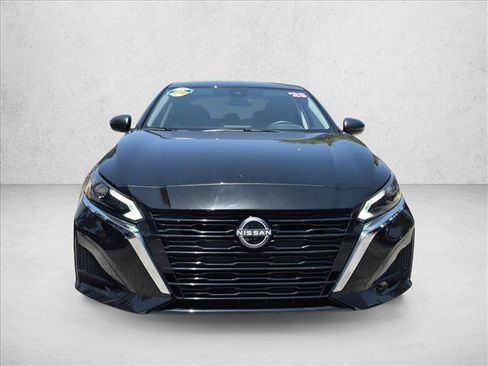 Certified 2025 Nissan Altima 2.5 S FWD image 2