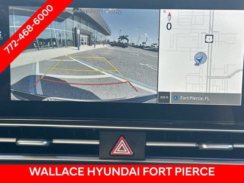 Used 2025 Hyundai Elantra SEL FWD image 28