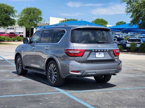 Used 2022 Nissan Armada Platinum w/ Captain's Chairs Package AWD/4WD image 4