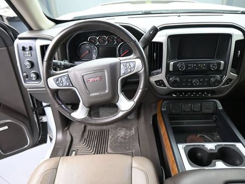 Used 2018 GMC Sierra 1500 SLT AWD/4WD image 22