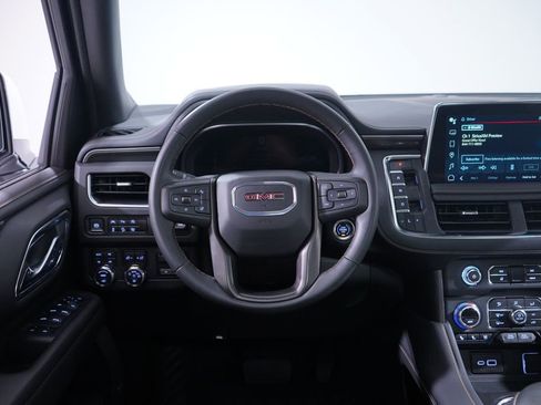 Used 2024 GMC Yukon AT4 w/ AT4 Premium Plus Package image 12