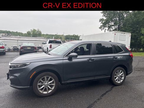 Used 2025 Honda CR-V EX image 2