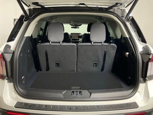 New 2026 Ford Explorer Active image 11