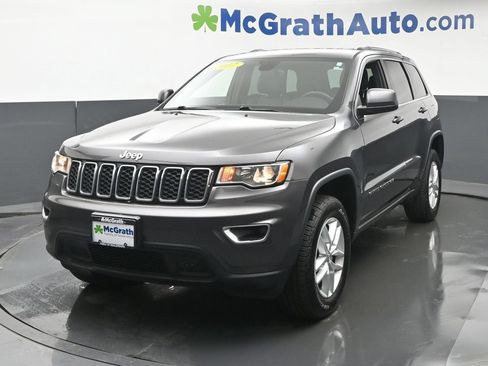 Used 2017 Jeep Grand Cherokee Laredo w/ Quick Order Package 23E AWD/4WD image 19