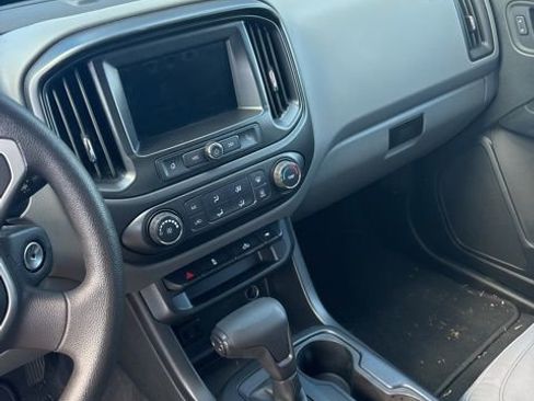 Used 2020 GMC Canyon 2WD Crew Cab w/ Convenience Package image 4