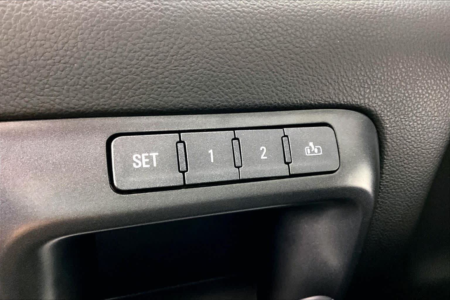 Used 2018 GMC Sierra 1500 SLT w/ Texas SLT Premium Package RWD image 30