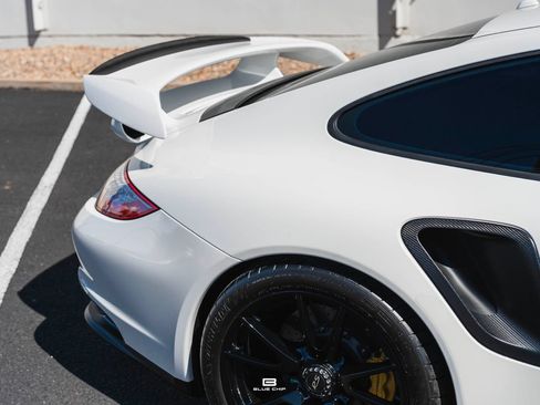 Used 2011 Porsche 911 GT2 RS RWD image 10