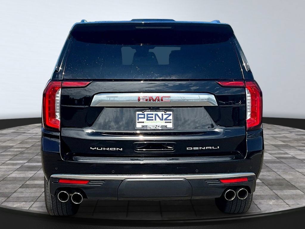 Used 2024 GMC Yukon Denali w/ Advanced Technology Package AWD/4WD image 6