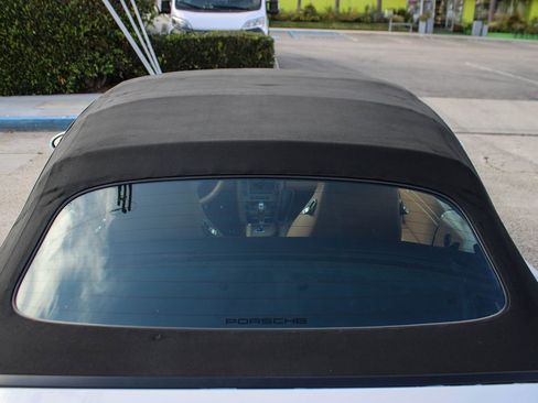 Used 2005 Porsche 911 Carrera RWD image 31