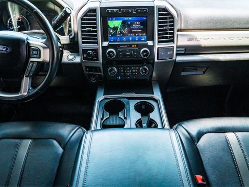 Used 2021 Ford F250 Platinum w/ Tremor Off-Road Package AWD/4WD image 26