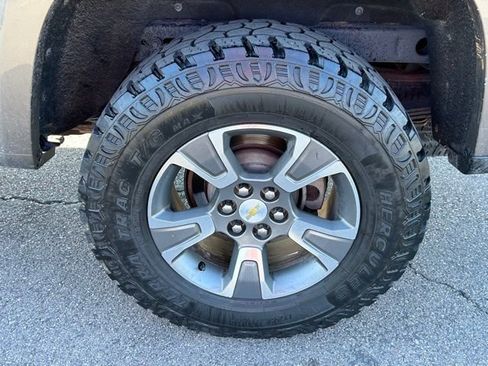 Used 2015 Chevrolet Colorado Z71 image 13