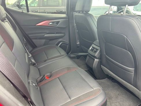 Used 2025 Chevrolet Equinox EV RS FWD image 41