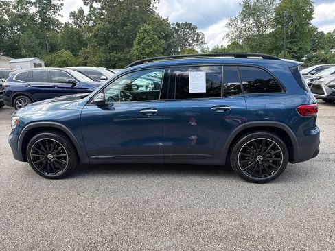 Used 2023 Mercedes-Benz GLB 250 w/ AMG Line image 4