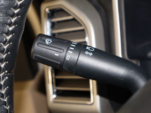 Used 2017 Ford F250 Lariat w/ Lariat Value Package image 29