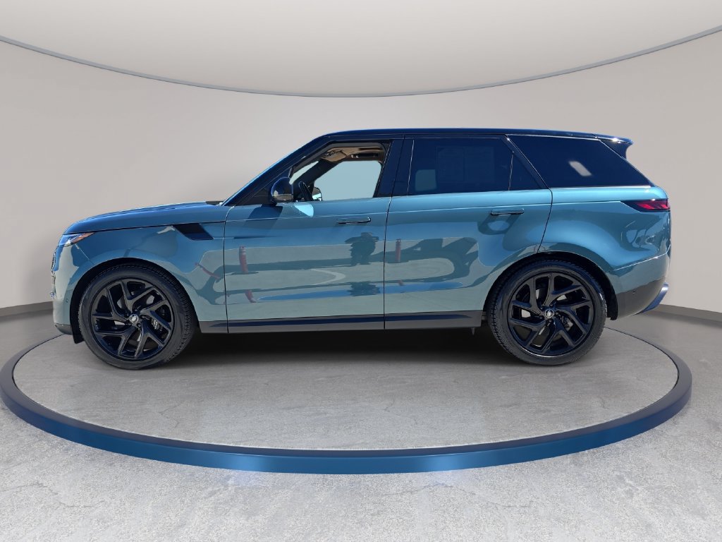 Used 2024 Land Rover Range Rover Sport SE AWD/4WD image 8