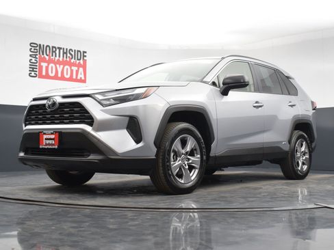 Used 2025 Toyota RAV4 LE image 30