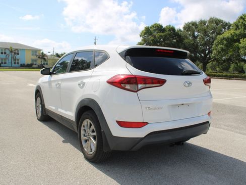 Used 2018 Hyundai Tucson SE FWD image 5