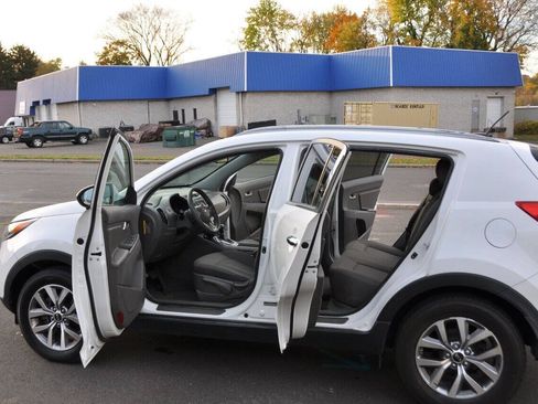 Used 2015 Kia Sportage LX AWD/4WD image 12