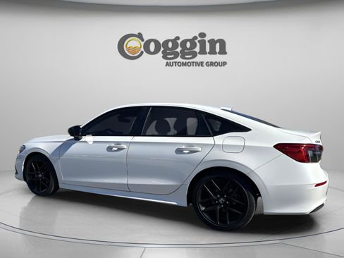 Certified 2024 Honda Civic Sport image 4