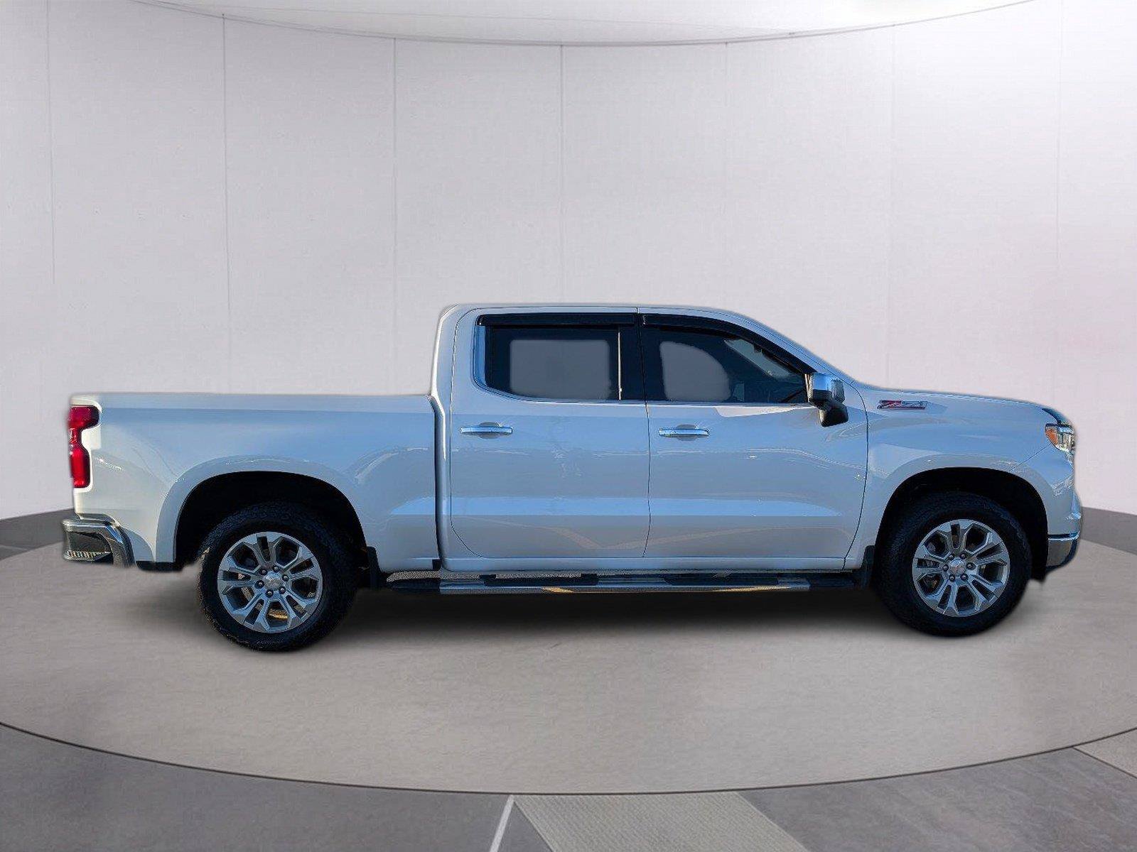 Used 2024 Chevrolet Silverado 1500 LTZ w/ LTZ Convenience Package II AWD/4WD image 8