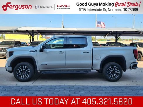 New 2026 GMC Sierra 1500 AT4 w/ AT4 Premium Package AWD/4WD image 7