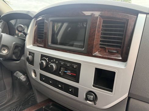 Used 2008 Dodge Ram 3500 Truck Laramie AWD/4WD image 16