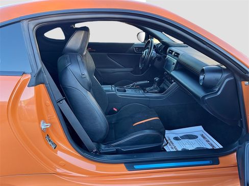 Used 2023 Toyota GR86 10th Anniversary SE image 26