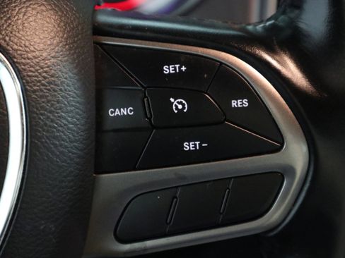 Used 2021 Dodge Charger SXT w/ Leather Interior Group image 29