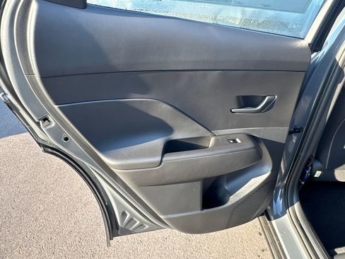 New 2026 Hyundai Kona SE image 12