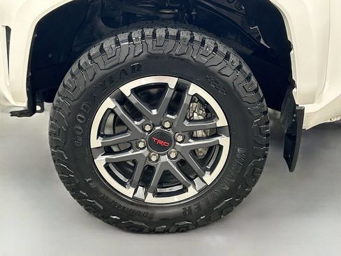Used 2024 Toyota Tacoma TRD Sport AWD/4WD image 26