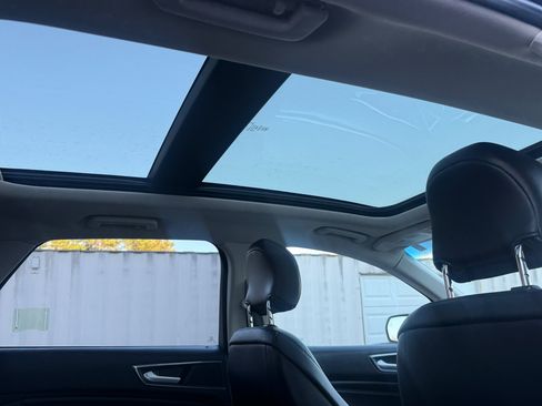 Used 2017 Ford Edge Titanium w/ Equipment Group 301A image 13