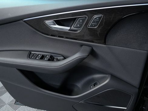 New 2026 Audi Q8 Premium Plus image 6