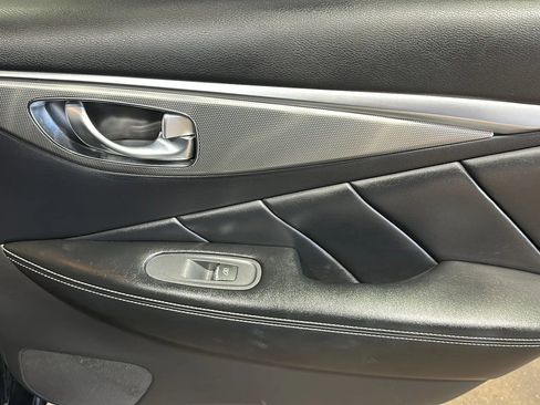 Used 2018 INFINITI Q50 Sport image 15