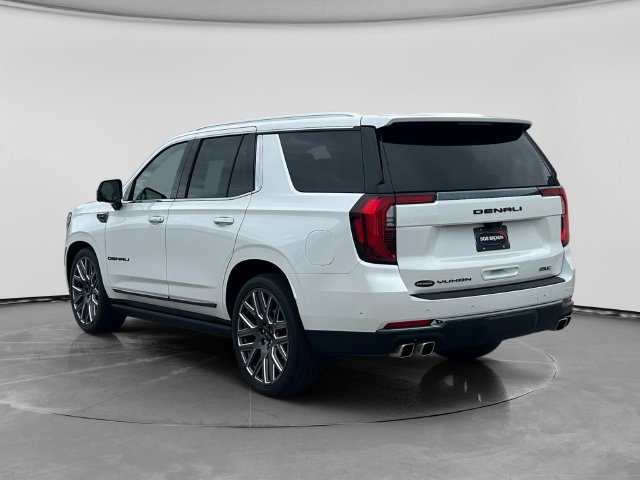Used 2025 GMC Yukon Denali Ultimate w/ LPO, Illumination Package AWD/4WD image 5