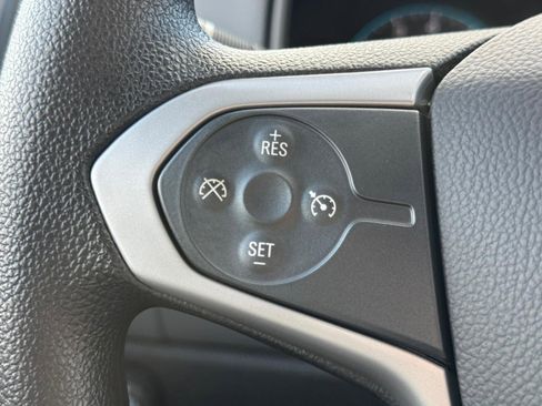 Used 2022 Chevrolet Colorado W/T image 25