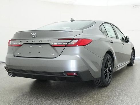New 2026 Toyota Camry SE FWD image 24