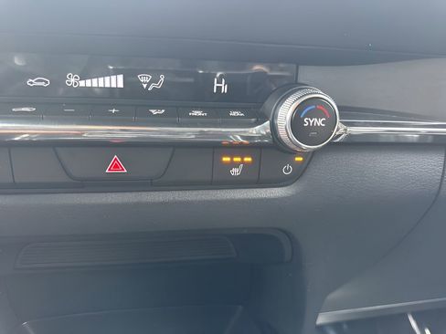 Used 2025 MAZDA CX-30 AWD 2.5 S w/ Preferred Package image 21