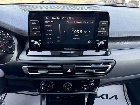 Used 2023 Kia Seltos LX image 12