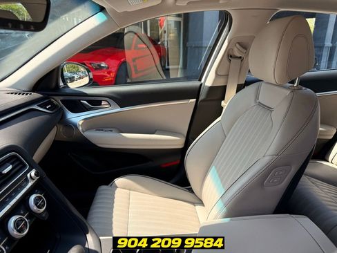 Used 2019 Genesis G70 3.3T Advanced w/ Elite Package RWD image 26