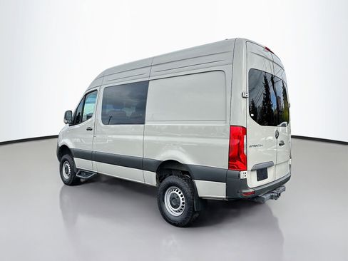 Used 2025 Mercedes-Benz Sprinter 2500 image 5