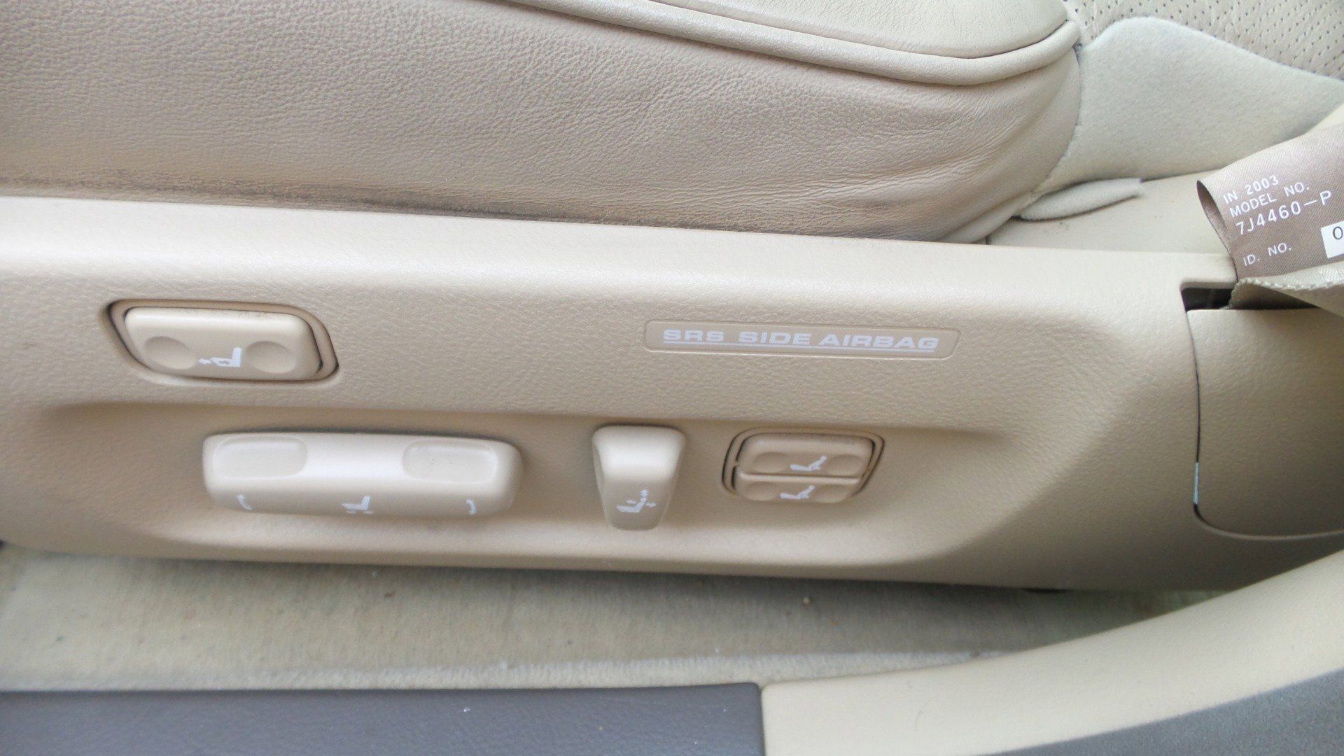 Used 2004 Lexus LS 430 RWD image 32
