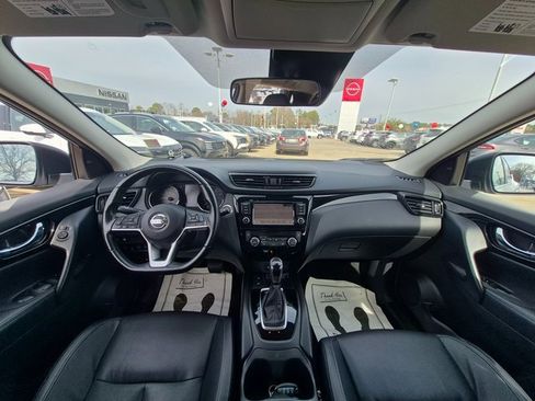 Used 2022 Nissan Rogue Sport SL image 13