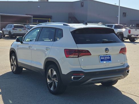Used 2024 Volkswagen Taos SE AWD/4WD image 6