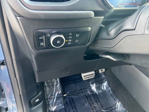 Certified 2024 Ford Escape ST-Line Select AWD/4WD image 11