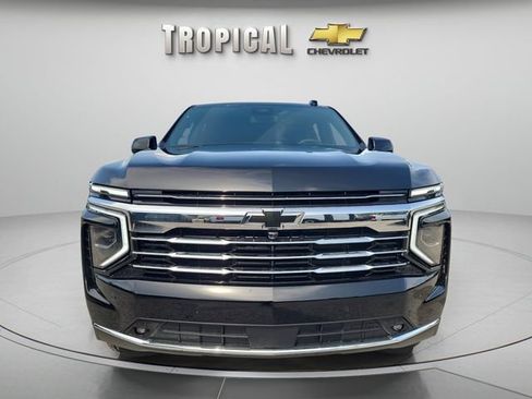 New 2026 Chevrolet Suburban LT w/ Comfort Package RWD image 8