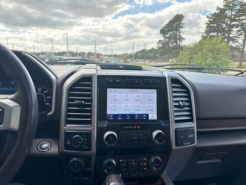 Used 2019 Ford F150 King Ranch w/ Equipment Group 601A Luxury image 40