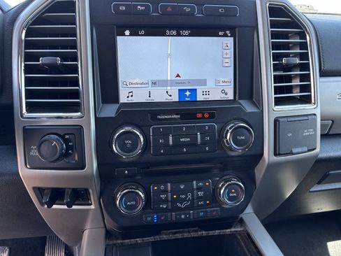 Used 2017 Ford F250 Lariat w/ Lariat Value Package AWD/4WD image 13