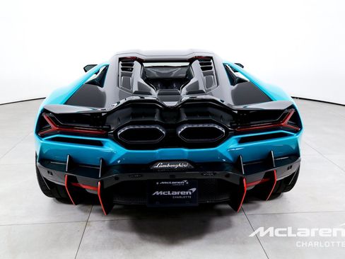 Used 2025 Lamborghini Revuelto AWD/4WD image 8