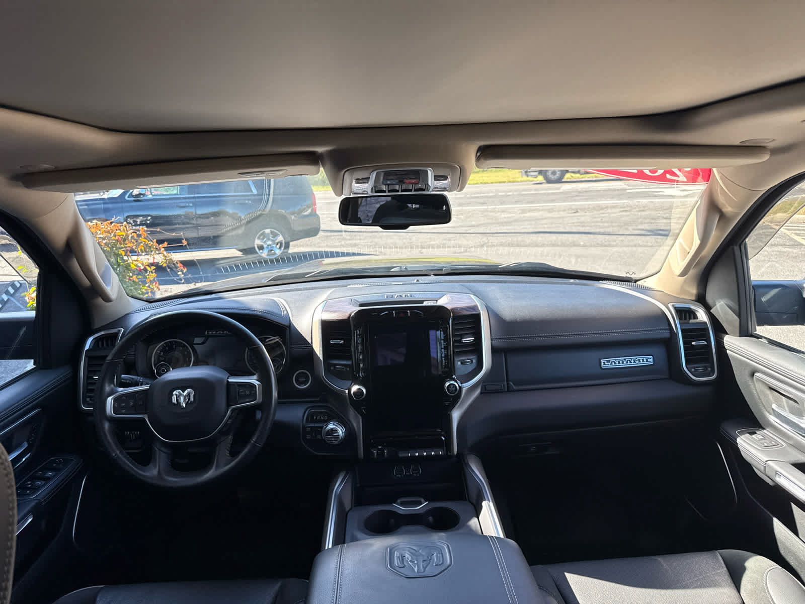 Used 2020 RAM 1500 Laramie AWD/4WD image 22